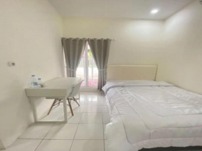 Biru Bluerina Guest House